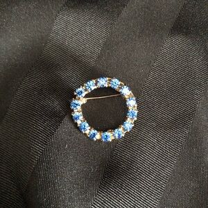 Vtg Blue Rhinestone Brooch